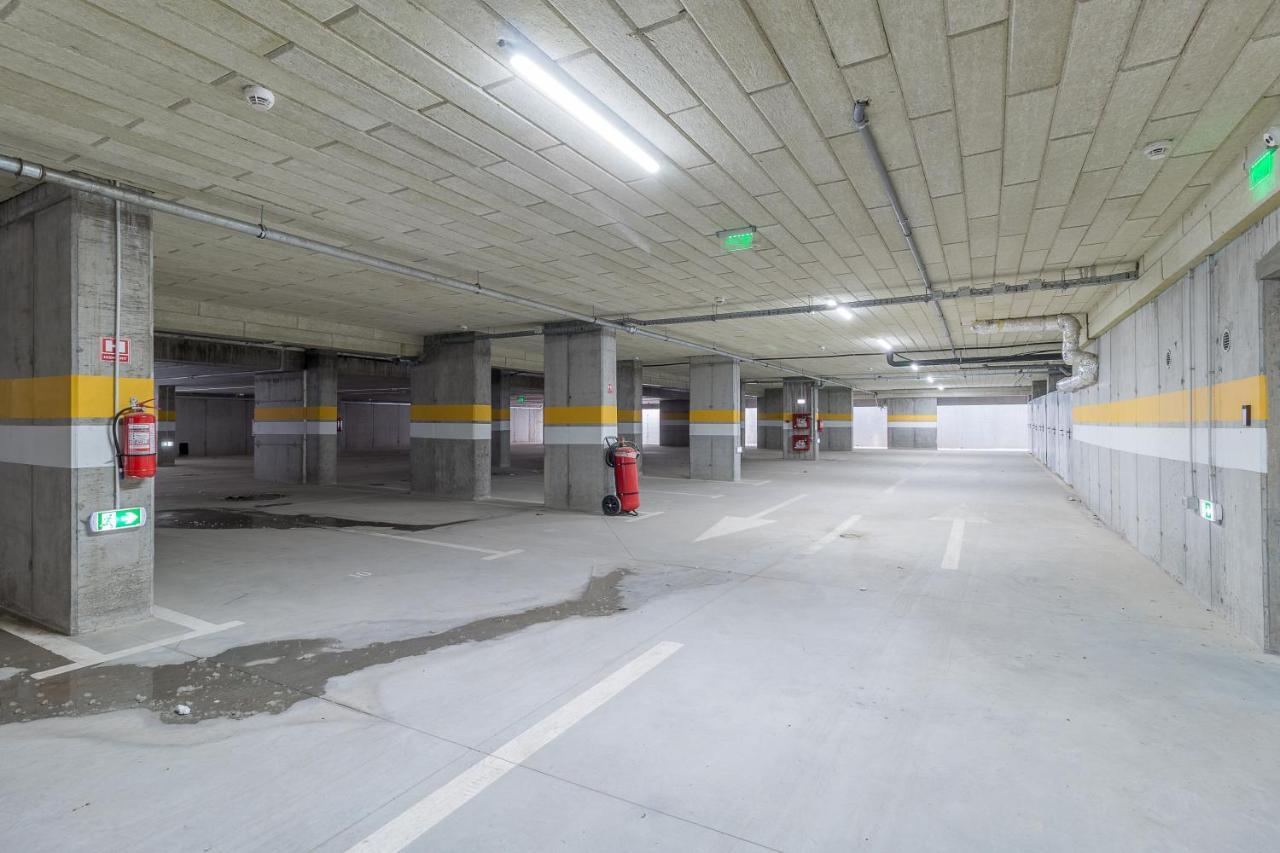 Grand Hill Flats Lägenhet Oradea Exteriör bild
