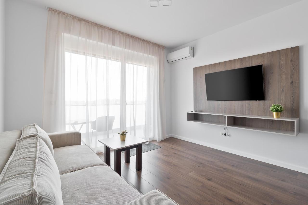 Grand Hill Flats Lägenhet Oradea Exteriör bild